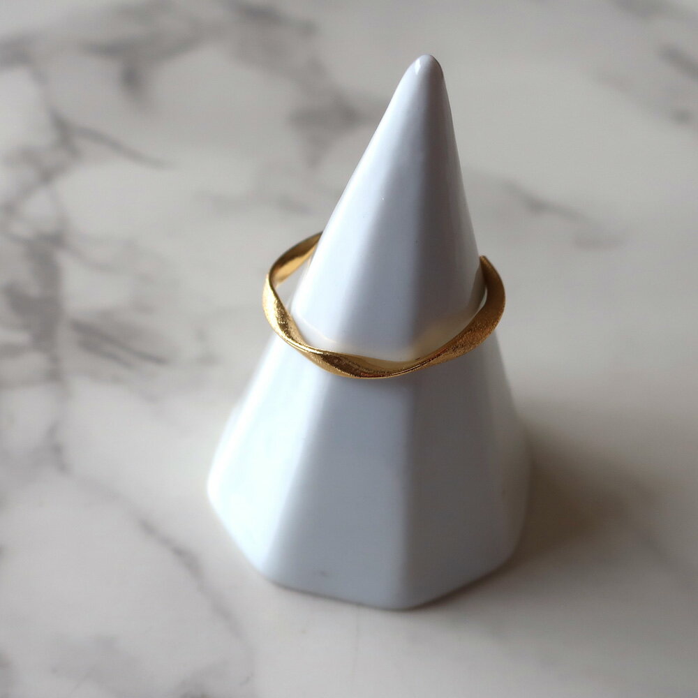 【最大10%OFFクーポン】イヤーカフ 日本製 K18GP 大ぶり イヤリング イヤカフ ニッケルフリー ピアス メタル シンプル ゴールド プレゼント おしゃ...