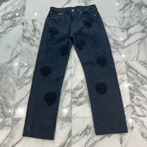 Y.A.R.N × mementos Levi's 501 Body Knit Scull Denim Pants Size W33×L34 ヤーン×メメントス リーバイス 501 ボディ ニットスカル デニムパンツ ジーンズ リーバイスボディ ボタンフライ スカルモチーフ グレー×ブラック サイズW33×L34【250807】【中古-A】 Y.A.R.N × mementos Levi's 501 Body Knit Scull Denim Pants Size W33×L34 ヤーン×メメントス リーバイス 501 ボディ ニットスカル デニムパンツ ジーンズ リーバイスボディ ボタンフライ スカルモチーフ グレー×ブラック サイズW33×L34【250807】【中古-A】