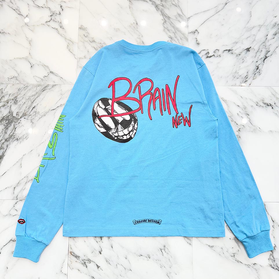 CHROME HEARTS × MATTY BOY 2024SS BRAIN NEW Long Sleeve Tee Size XL クロムハーツ × マッティボーイ ブレインニュー ロングスリーブTシャツ 長袖カットソー ロンT 胸ポケット スクロールロゴ ライトブルー サイズXL【250828】【ほぼ新品】