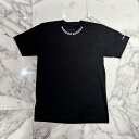 CHROME HEARTS Neck Logo Tee Size S クロムハーツ ネックロゴ Tシャツ 半袖カットソー スクロールロゴ 袖ロゴ ブラック×ホワイト サイズS【250904】【ほぼ新品】