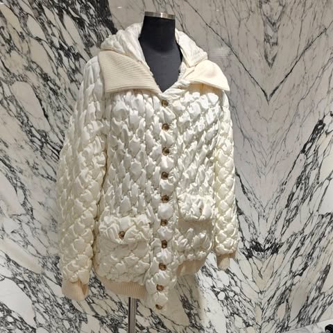 CHANEL Quilted Down Jacket P73237V64482 Size 50 シャネル キルティング ダウンジャケット ブルゾン キルティング...