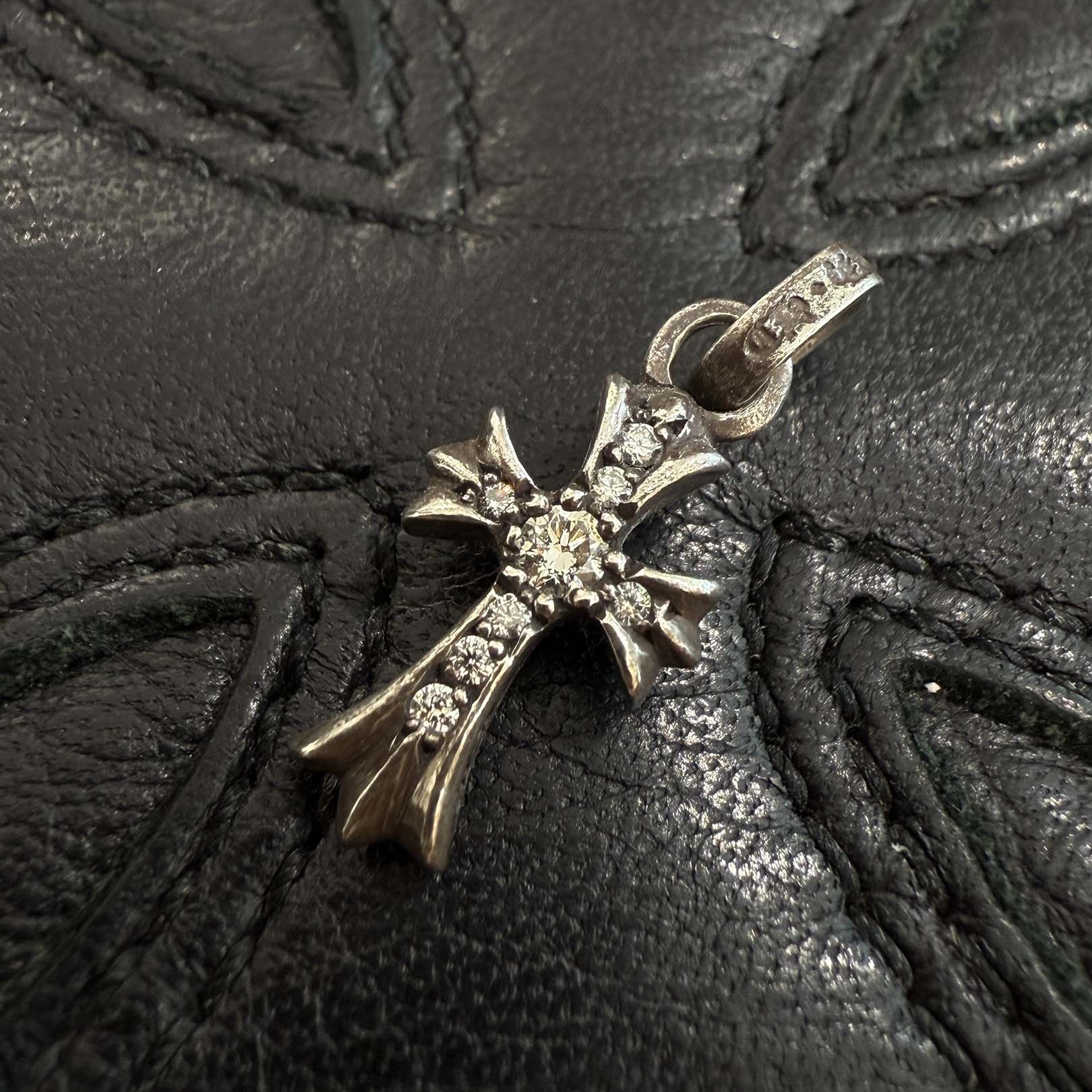 CHROME HEARTS Baby Fat Cross Pave Diamond Pendant Top クロムハーツ ベビーファット クロス パヴェダイヤモンド ペンダントトップ ネックレス アクセサリー シルバー925 パヴェダイヤ シルバー【251113】【中古-A】