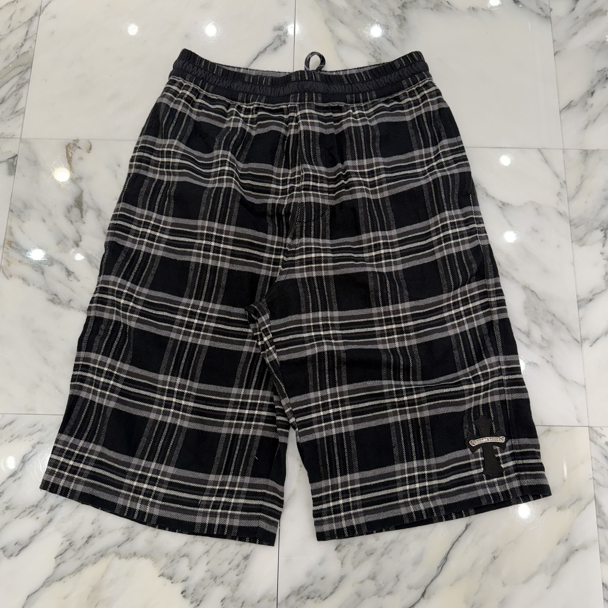 CHROME HEARTS 1 Cross Leather Patch After School Flannel Check Half Pants Size L クロムハーツ 1 クロス レザー パッチ アフタースクール フランネル チェック ハーフパンツ レザーパッチ クロスパッチ ブラック×ホワイト×グレー サイズL