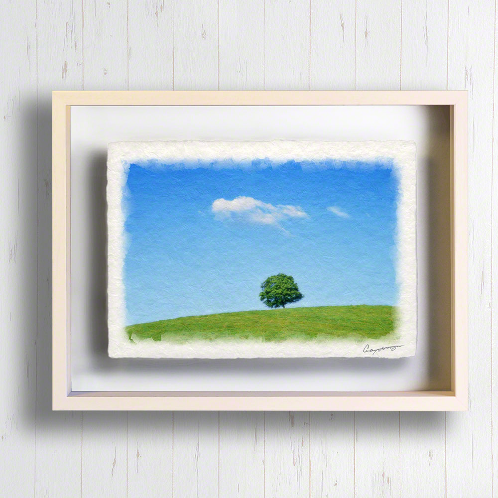 和紙 アート フレーム 38x27cm 青 ブルー 「丘の上の木とはぐれ雲」 絵画