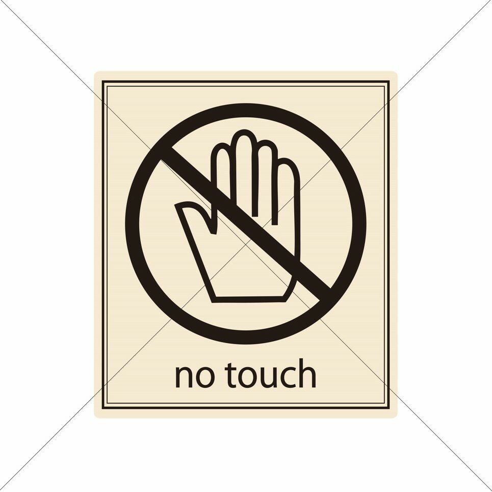 【商品番号】00333 展示物を大切に守るために！【no touch】シール こちらの商品は科学館、展示会、神社、寺院、さらには伝統工芸品など多様な場所で「no touch」というメッセージを効果的に伝えるシールです。この明確なメッセージが来場者に作品への配慮を促し、貴重な展示物を保護するためのお手伝いをします！ 上品で洗練されたデザインは、展示スペースの雰囲気を壊すことなく、多くの方の目に触れる位置に貼ることを考慮して作られています。貼り付けも簡単で、耐水性を持っているため様々な環境でも安心してお使いいただけます！展示物を大切にするためには、このアイテムがとても重要な役割を果たします。安心して展示し、訪問者に素晴らしい体験を提供するために、ぜひご活用ください。 弊社では「看板製作、カッティングシート、ウォールステッカー、会社のロゴ、QRコード、店内標識、ポスター作製、商品ラベル」など、サイズを問わず1枚から大量注文まで、お客様のニーズに合わせた製品を専任スタッフが柔軟に対応させていただいております。また、制作時には高品質な大型プリンターを使用しており、多くのお客様から「多種多様な商品を安心して依頼できる」と好評をいただいております。 劣化したポスターや剥がれたカッティングシートの修繕も承っておりますので、お気軽にお問い合わせください。 【カッティング・印刷専門　　思い出屋さん】大切な展示物を守るシール