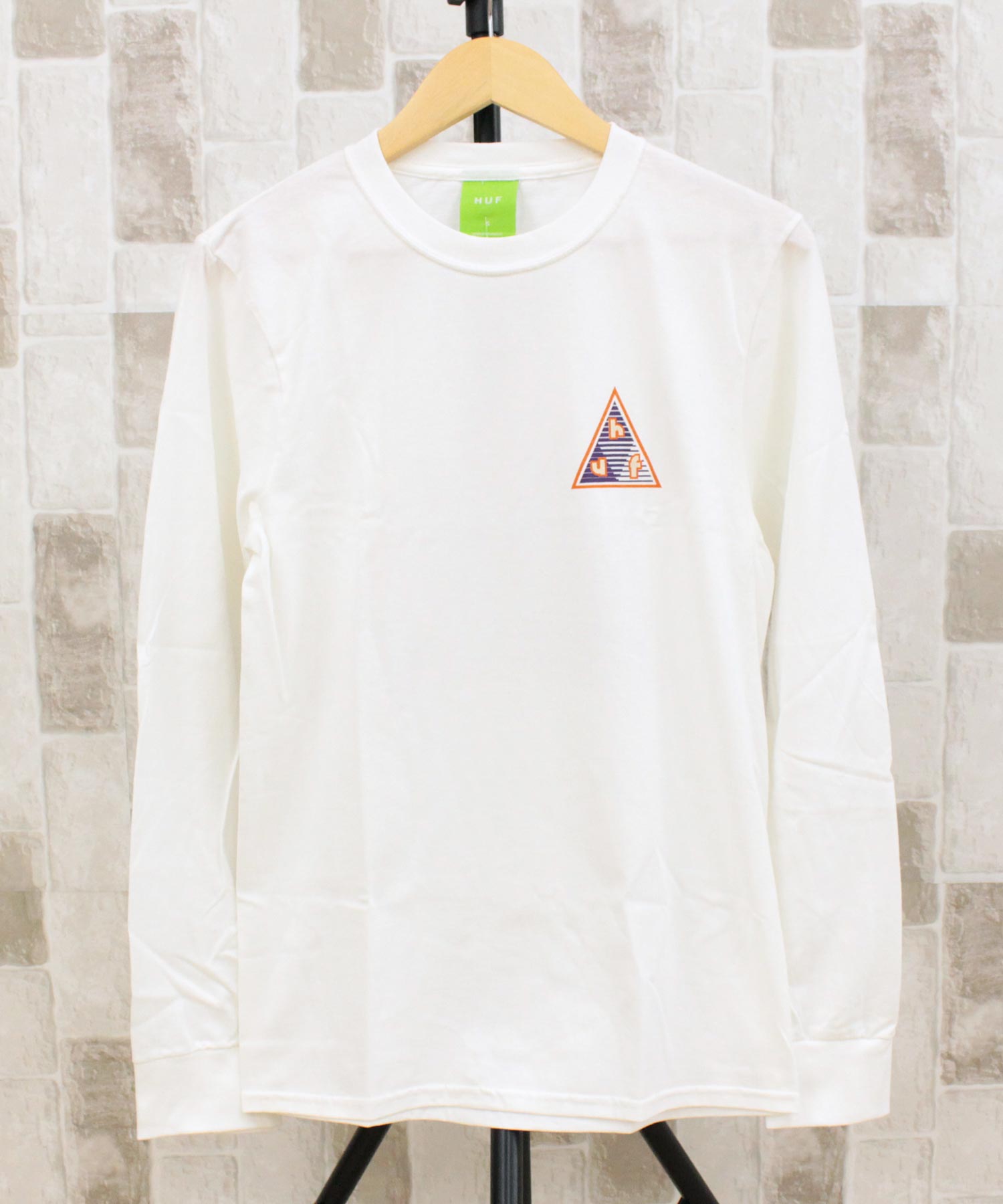 送料無料 HUF ハフ ハイ アドベンチャー バックプリント ロングスリーブTシャツ HIGH ADVENTURE L/S TEE MC ゆうパケ