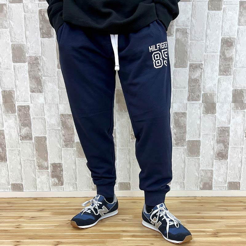 送料無料 TOMMY HILFIGER トミー ヒルフィガー ナンバリングロゴスウェットジョガーパンツ 85 Jogger MC