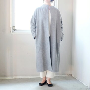 送料無料 evam eva エヴァムエヴァ press wool long coat プレスウールロングコート E191K044 エバムエバ レディース 冬 毛 圧縮ウール ノーカラー 大人 ゆったり軽い ナチュラル シンプル グレー