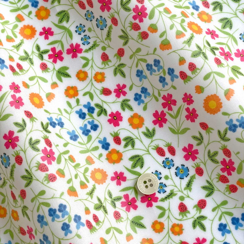 【エントリーでP10倍】LIBERTYリバティプリント 国産つや消しラミネート(ビニールコーティング生地)【エターナル】＜Little Mirabelle＞(リトルミラベル)MATLAMI3632003BE