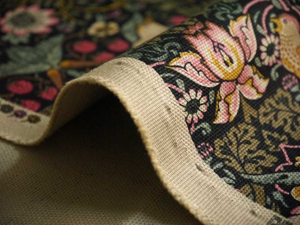 moda fabrics(モダ・ファブリックス)William Morris ウィリアムモリス オックス生地＜Strawberry Thief＞(ストロベリ…