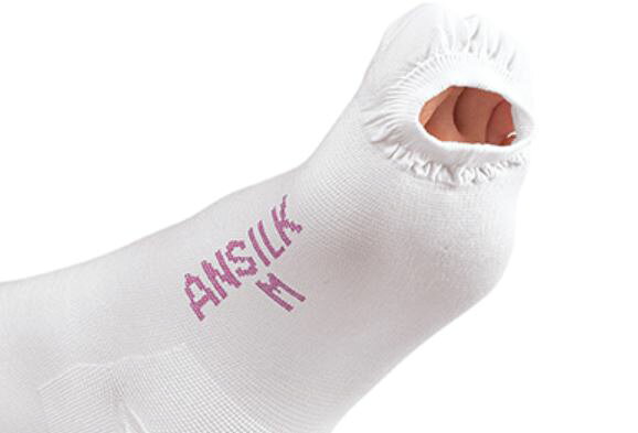 MeReCare-y(メリケア)楽天市場店のアンシルク プロJ ストッキング（片足） M 17583 アルケア 【弾性ストッキング】【着圧】【医療用】【返品不可】｜アングル3