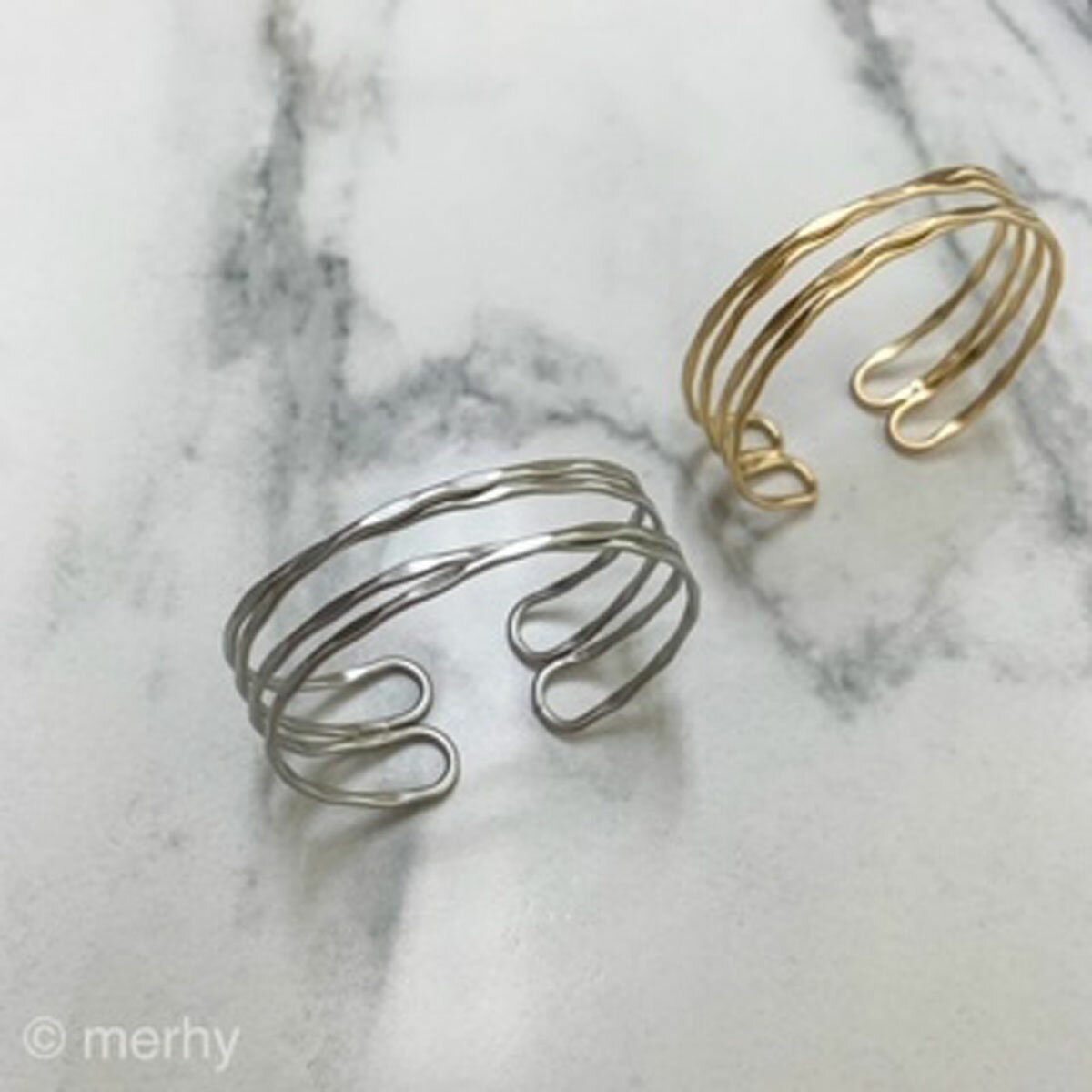 bangle ME01 インスタで人気 シンプル 華奢 バングル ブレスレット 女性 大人 アクセ アクセサリー ギフト トレンド オシャレ カジュアル キレイ...