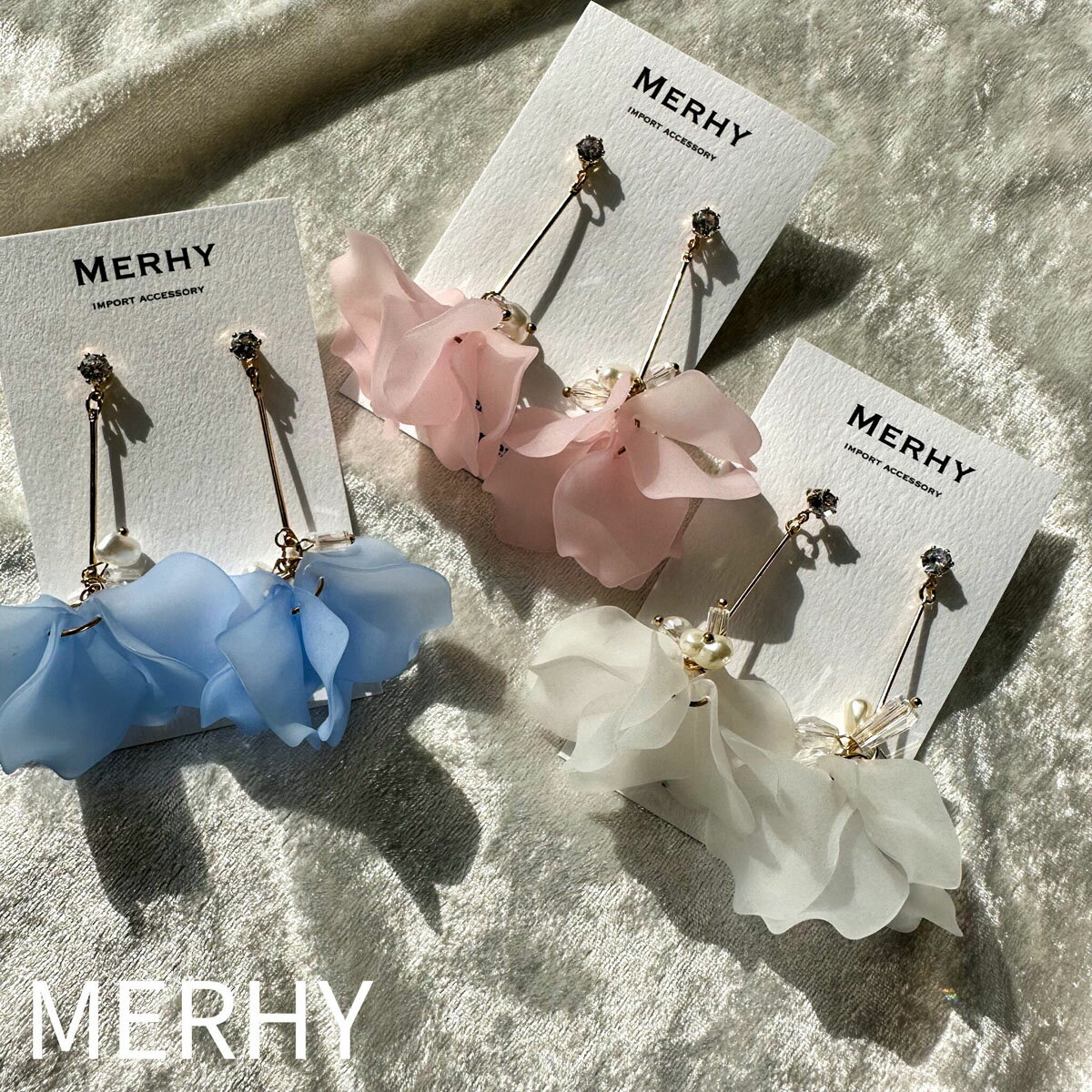 くすみ薔薇ビジュー×さくら花びらチャーム☆ピアス/イヤリング 桜しゃ