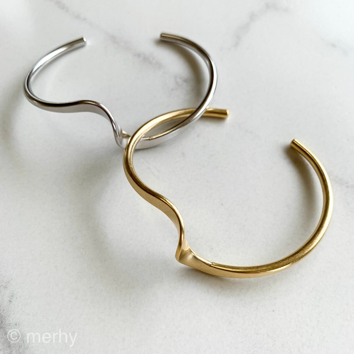 bangle ME08 インスタで人気 シンプル 華奢 バングル ブレスレット 女性 大人 アクセ アクセサリー ギフト トレンド オシャレ カジュアル キレイ...