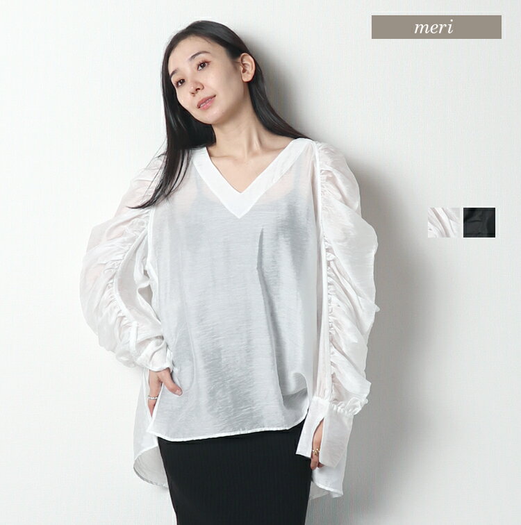 シアーギャザースリーブブラウスのサムネイル