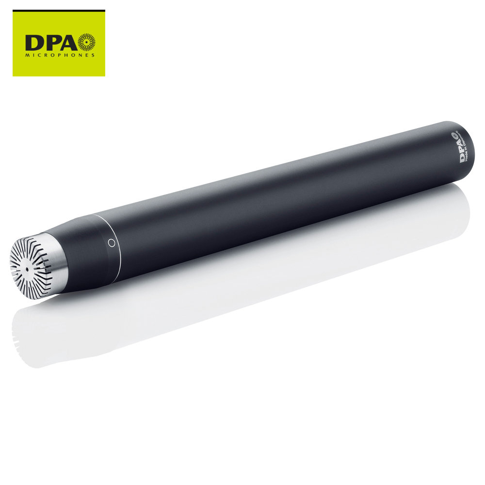 自然で透明感のある音質を獲得する無指向性マイクロホン ■フラットな周波数特性と低いノイズフロアを実現。 ■永年にわたりスタンダードマイクとして愛される4006の技術を継承し、レコーディングマイクの定番としての地位を確立。 ■近接収音はもちろん、音源が少し離れた状況でも原音の特性を変化させることなく収音可能。 ■グリッド3種（DD0251、DD0254、DD0297）が付属するほか、全周波数帯域を完全に無指向性にするノーズコーンをオプションで用意。プログラムに合わせてさまざまな特性にアレンジ可能。 ■マイクカプセルとプリアンプを交換可能なモジュラー式を採用。用途に合わせてマイクロホンの形状を変更可能。 ■20dBのアッテネータースイッチ装備。 スペック 指向特性 無指向性 カートリッジ プリポラライズド・コンデンサー型、φ12mm 周波数レンジ(±2dB) 10Hz〜20kHz 感度(±2dB) −28dB re. 1V/Pa 等価雑音レベル(Aウェイト) 15dB re. 20μPa 全高調波歪（THD） 1%以下（139dB SPL） ダイナミックレンジ 124dB 最大音圧レベル 146dB SPL アッテネータースイッチ 0dB/−20dB インピーダンス 200Ω ケーブル引き伸ばし可能距離 最大100m 電源 ファンタムDC48V（± 4V）/2.8mA コネクター XLR3 ピン（オス） 寸法・質量 φ19×169mm、約165g 付属品 マイクホルダー（UA0639)×1 ウインドスクリーン（UA0896)×1 フリーフィールドグリッド（DD0251)×1 ※出荷時装着済 クローズマイキンググリッド(DD0254)×1 ディフューズフィールドグリッド(DD0297)×1 ご確認ください。 ※製品の仕様及びデザインは改良のため予告なく変更することがあります。また、モニタの設定などにより色調が実物と異なる場合がございます。ご購入後に思った色と違うなどでのご返品はお受けできません。 ※相性/趣向の不一致による返品・交換は承ることができません。■フラットな周波数特性と低いノイズフロアを実現。 ■永年にわたりスタンダードマイクとして愛される4006の技術を継承し、レコーディングマイクの定番としての地位を確立。 ■近接収音はもちろん、音源が少し離れた状況でも原音の特性を変化させることなく収音可能。 ■グリッド3種（DD0251、DD0254、DD0297）が付属するほか、全周波数帯域を完全に無指向性にするノーズコーンをオプションで用意。プログラムに合わせてさまざまな特性にアレンジ可能。 ■マイクカプセルとプリアンプを交換可能なモジュラー式を採用。用途に合わせてマイクロホンの形状を変更可能。 ■20dBのアッテネータースイッチ装備。 スペック 指向特性 無指向性 カートリッジ プリポラライズド・コンデンサー型、φ12mm 周波数レンジ(±2dB) 10Hz〜20kHz 感度(±2dB) −28dB re. 1V/Pa 等価雑音レベル(Aウェイト) 15dB re. 20μPa 全高調波歪（THD） 1%以下（139dB SPL） ダイナミックレンジ 124dB 最大音圧レベル 146dB SPL アッテネータースイッチ 0dB/−20dB インピーダンス 200Ω ケーブル引き伸ばし可能距離 最大100m 電源 ファンタムDC48V（± 4V）/2.8mA コネクター XLR3 ピン（オス） 寸法・質量 φ19×169mm、約165g 付属品 マイクホルダー（UA0639)×1 ウインドスクリーン（UA0896)×1 フリーフィールドグリッド（DD0251)×1 ※出荷時装着済 クローズマイキンググリッド(DD0254)×1 ディフューズフィールドグリッド(DD0297)×1