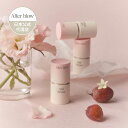 商品名 【After blow】Solid Perfume ソリッドパフューム 商品詳細 dasique（デイジーク）の姉妹ブランド AFTER BLOW（アフターブロウ） 自然の香りをそのまま閉じ込めた、アフターブロウのソリッドパフューム 世界的に名高い調香師が手掛け、香りの奥深さと持続性、そして使用感が格別。 このユニークな組み合わせが、多くのファッショニスタやビューティー愛好者を魅了。 【香り】 #01ローズブーケ（Rose Bouquet） そよ風に乗ってきたピンク色に染まる 優雅なローズの香り #02 コットンフォグ（Cotton Fog） ふわふわの布団を全身にまとったような心地よいコットンの香り。 #03 シュガーフローラル（Sugar Floral） 花々の間に置かれたさわやかな桃のような甘い香り #04 フォレストウッディ（Forest Woody） イチジクの実とシダーウッドが調和した清涼なウッディの香り 使い方 手首や首すじに適量をつけて香りを楽しんでください。 容量 6.5g 全成分 #01ローズブーケ（Rose Bouquet） 香料、メタクリル酸メチルクロスポリマー、合成フルオロフロゴパイト、合成ミツロウ、オクチルドデカノール、イソノナン酸イソノニル、合成ワックス、トリ脂肪酸（C10－18）グリセリル、ビスジグリセリルポリアシルアジペート－2、マイクロクリスタリンワックス、ジメチルシリル化シリカ、酢酸トコフェロール、オリーブ油脂肪酸ソルビタン、（エチレン／プロピレン）コポリマー、シリカ、1，2－ヘキサンジオール、カプリリルグリコール、ヒマワリ種子ロウ、エチルヘキシルグリセリン、テトラ（ジ－t－ブチルヒドロキシヒドロケイヒ酸）ペンタエリスリチル、オリーブ油不けん化物、アーモンド油、カニナバラ果実油、シア脂、ウルシ果皮ロウ、サラソウジュ樹脂 #02 コットンフォグ（Cotton Fog） 香料、メタクリル酸メチルクロスポリマー、合成フルオロフロゴパイト、合成ミツロウ、オクチルドデカノール、イソノナン酸イソノニル、合成ワックス、トリ脂肪酸（C10－18）グリセリル、ビスジグリセリルポリアシルアジペート－2、マイクロクリスタリンワックス、ジメチルシリル化シリカ、酢酸トコフェロール、オリーブ油脂肪酸ソルビタン、（エチレン／プロピレン）コポリマー、シリカ、1，2－ヘキサンジオール、カプリリルグリコール、ヒマワリ種子ロウ、エチルヘキシルグリセリン、テトラ（ジ－t－ブチルヒドロキシヒドロケイヒ酸）ペンタエリスリチル、オリーブ油不けん化物、アーモンド油、カニナバラ果実油、シア脂、ウルシ果皮ロウ、サラソウジュ樹脂 #03 シュガーフローラル（Sugar Floral） 香料、メタクリル酸メチルクロスポリマー、合成フルオロフロゴパイト、合成ミツロウ、オクチルドデカノール、イソノナン酸イソノニル、合成ワックス、トリ脂肪酸（C10－18）グリセリル、ビスジグリセリルポリアシルアジペート－2、マイクロクリスタリンワックス、ジメチルシリル化シリカ、酢酸トコフェロール、オリーブ油脂肪酸ソルビタン、（エチレン／プロピレン）コポリマー、シリカ、1，2－ヘキサンジオール、カプリリルグリコール、ヒマワリ種子ロウ、エチルヘキシルグリセリン、テトラ（ジ－t－ブチルヒドロキシヒドロケイヒ酸）ペンタエリスリチル、オリーブ油不けん化物、アーモンド油、カニナバラ果実油、シア脂、ウルシ果皮ロウ、サラソウジュ樹脂 #04 フォレストウッディ（Forest Woody） 香料、メタクリル酸メチルクロスポリマー、合成フルオロフロゴパイト、合成ミツロウ、オクチルドデカノール、イソノナン酸イソノニル、合成ワックス、トリ脂肪酸（C10－18）グリセリル、ビスジグリセリルポリアシルアジペート－2、マイクロクリスタリンワックス、ジメチルシリル化シリカ、酢酸トコフェロール、オリーブ油脂肪酸ソルビタン、（エチレン／プロピレン）コポリマー、シリカ、1，2－ヘキサンジオール、カプリリルグリコール、ヒマワリ種子ロウ、エチルヘキシルグリセリン、テトラ（ジ－t－ブチルヒドロキシヒドロケイヒ酸）ペンタエリスリチル、オリーブ油不けん化物、アーモンド油、カニナバラ果実油、シア脂、ウルシ果皮ロウ、サラソウジュ樹脂 取扱い上の注意事項 1.お肌に異常が生じていないかよく注意して使用して下さい。 化粧品がお肌に合わないとき即ち次のような場合には、使用を中止して下さい。 そのまま使用を続けますと、症状を悪化させることがありますので、皮膚科専門医等にご相談されることをお勧めします。 (1)使用中、赤味、はれ、かゆみ、刺激、色抜け（白斑等）や黒ずみ等の異常があらわれた場合 (2)使用したお肌に、直射日光があたって上記のような異常があらわれた場合 2.傷やはれもの、しっしん等、異常のある部位にはお使いにならないで下さい。 3.目に入った時は、直ちに洗い流して下さい。 4.保管及び取扱い上の注意 (1)開封後はお早めにご使用下さい。 (2)乳幼児の手の届かないところに保管して下さい。 (3)高温又は低温の場所、直射日光のあたる場所には保管しないで下さい。 原産地 韓国 日本総代理店 WONDER LINE Co.,Ltd. 検索ワード ハンドケア スキンケア 化粧品 美容クリーム ギフト 保湿 美容 ボディクリーム 手元ケア 手 首 手荒れ ヒビ割れ ガサガサ 艶 ツヤ つや ふっくら ハリ感 誕生日 母の日 バレンタインデー ホワイトデー お返し 感謝 ありがとうギフトクリスマスプレゼント 成人 誕生日プレゼント 贈り物 プレゼント 女性 20代 30代 40代 50代 60代 男性女性 上司