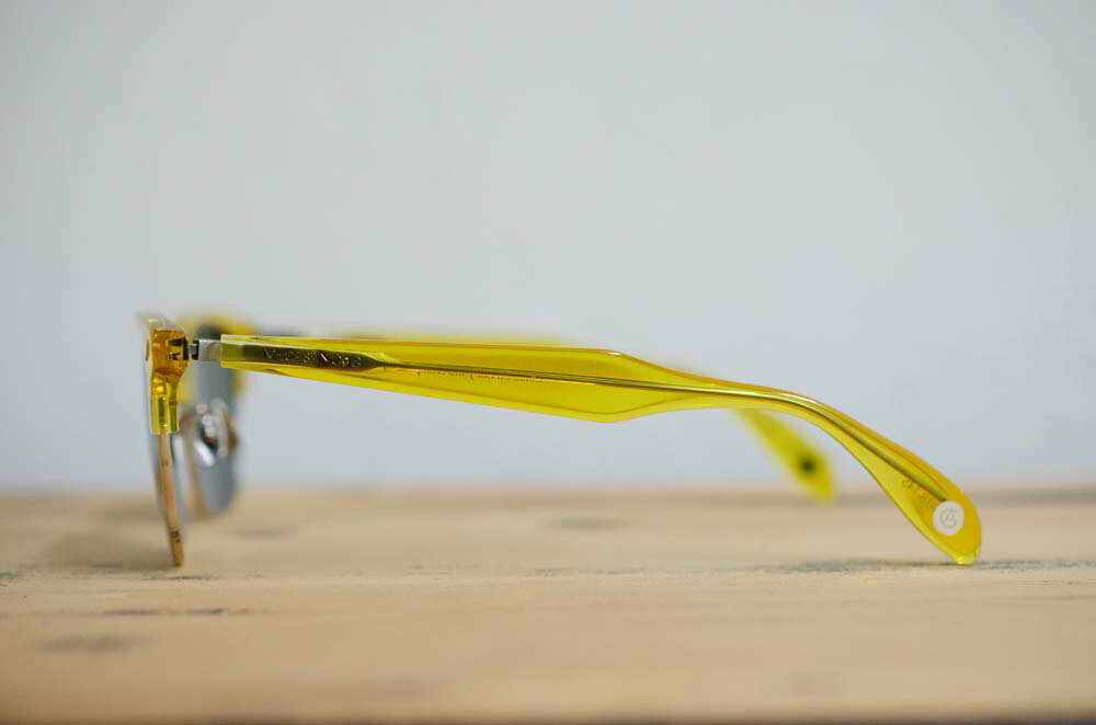 [ Mr.CASANOVA ] STOMP4 / Clear Yellow×Silver / Green Smoke Lens
