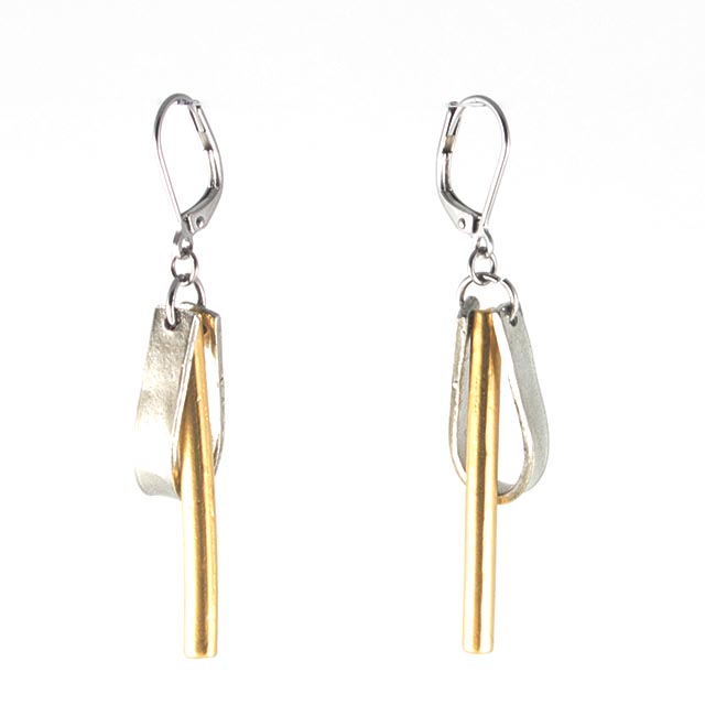 【人気デザイン】アンマリーシャニョン 22K マット ゴールド メタリック シンプル デザイン ピアス イヤリングに交換出来ます 金属アレルギー を起こしにくい素材で お肌に やさしい レディース インポート アクセサリー ブランド 金 ピューター Vibration 19 コレクション