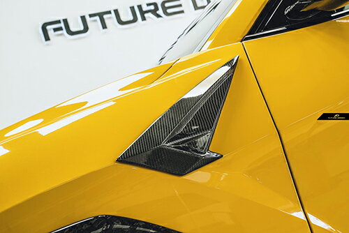 【FUTURE DESIGN】Lamborghini URUS ウルス サイド フェンダーガーニッシュ 本物DryCarbon ドライカーボン エアロ カスタム パフォーマンス