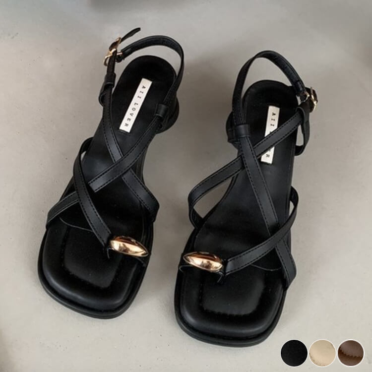 商品番号869韓国デザインのクロスベルトデザインバックストラップトングサンダル。レザーベルトをクロスさせたグラディエーターサンダルに、親指だけゴールドのリングでポイントを。スクエアトゥがスタイリッシュな雰囲気をプラス。5センチのヒールながら型のチャンキーヒールで安定感抜群。ファッション性と履き心地を両立させたおしゃれなサンダル。サイズヒール5cm35(サイズ22.5/長さ22-22.5cm/幅8.5cm)36(サイズ23/長さ22.5-23cm／幅8.5-9cm)37(サイズ23.5/長さ23-23.5cm／幅9cm)38(サイズ24/長さ23.5-24cm／幅9-9.5cm)39(サイズ24.5/長さ24-24.5cm／幅9.5-10cm)素材puカラーブラック、ベージュ、ブラウンお色に関しまして ・お客様のご覧になられますパソコン機器及びモニタなどの違い、また室内、室外での撮影により実際の商品素材の色と相違する場合もありますのでごください。 なお著しい相違はございませんのでご安心ください。