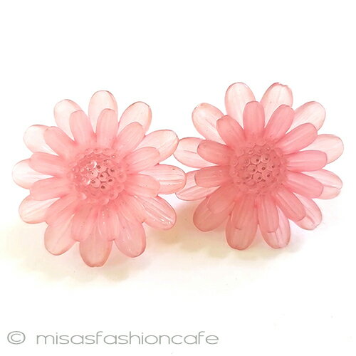 ヴィンテージ　イヤリング　デイジー　　Vintage・ヴィンテージジュエリー　アンティーク　コスチュームジュエリー　アクセサリー　　【海外直輸入USED品】