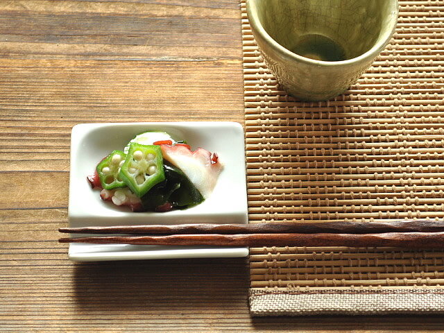 白い食器小皿にもなるカトラリーレストホワイトレベル2【美濃焼/食器％OFF/訳あり/アウトレット込み/通販/器/小皿/箸置き】