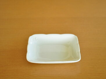 白い食器　レリーフリーフスクエアー小皿11.6cm　ホワイトレベル2【美濃焼/食器/訳あり/アウトレット/スクエアー/小皿】
