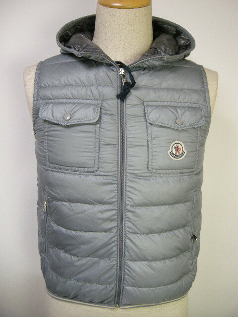 【MONCLER/モンクレール/フード付きライトダウンベスト/GERS/ジレ/DOWN VEST/ダ904/グレー系】【KIDS(キッズ/ジュニア/ボーイ/ガール)レディース,メンズも着用可ユニセックス】【春夏/SS/S/S】【953-43313-99-53279】【サイズ12A(男T00-T0 女T1-T2)】