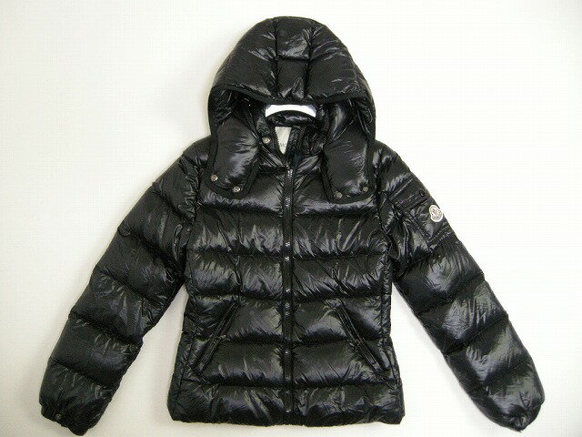 【MONCLER/モンクレール/フード付きダウンジャケット/BERRE/ベール/ライトダウンジャケット/ダウンパーカー/DOWN JKT/999/ブラック/黒/BLACK/キッズ/KIDS/ガール大人女性着用可/秋冬/AW/953-46367-49-53052】【キッズサイズ12A(レディース00相当)】