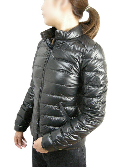 【MONCLER/モンクレール/LARMOR GIUBBOTTO/ラーモア/バックロゴ ライトダウンジャケット/ライトダウンパーカー/ショート/レディース/2022SS/春夏/999/ブラック/黒/サイズ0/1】