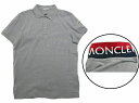 【ブランド】 MONCLER(モンクレール) 【モデル】 MAGLIA POLO MANICA C(メンズ) 襟ロゴ ポロシャツ/POLO SHIRT/半袖鹿の子Tシャツ/TEE 091-8A70510-84556 【素材】 コットン100% 【カラー】 984 (グレー) 【付属品】 タグなど写真に写っているもの (付属品は輸送の際に生じた汚れやダメージがある場合がございます。また、着用の参考に着合わせた品や小物やハンガー,ショッピングバッグは含まれません。) 【コンディション】 新品未使用 (輸送の際のシワや、チェックしてますが、細かい汚れ、細かいスレ等ある場合あります。) 【サイズ】 ●サイズS (メンズ) 身幅約49cm、前着丈約60cm、後ろ着丈約65cm (着丈は中心部分の襟・フード付け根から裾まで計測)、袖丈約20cm, 肩幅約42.5cm ●サイズM (メンズ) 身幅約53cm、前着丈約62cm、後ろ着丈約68cm (着丈は中心部分の襟・フード付け根から裾まで計測)、袖丈約20.5cm, 肩幅約44cm ●サイズL (メンズ) 身幅約57cm、前着丈約64cm、後ろ着丈約71cm (着丈は中心部分の襟・フード付け根から裾まで計測)、袖丈約21cm, 肩幅約45.5cm ●サイズXL (メンズ) 身幅約59cm、前着丈約66cm、後ろ着丈約73cm (着丈は中心部分の襟・フード付け根から裾まで計測)、袖丈約22cm, 肩幅約47.5cm ●サイズXXL (メンズ) 身幅約61cm、前着丈約68cm、後ろ着丈約75cm (着丈は中心部分の襟・フード付け根から裾まで計測)、袖丈約23cm, 肩幅約479.5cm 【スタッフコメント】 2021SS モンクレール(MONCLER) ポロシャツ(メンズ)です。 襟を立てるとモンクレールのロゴが入っております。 イタリアのモンクレール直営店もしくは正規取扱い店で、買い付けてまいりました。 イタリア買い付け品ですが、日本での取り扱い量が多いモデルについてはモンクレールジャパンのタグが付く場合がございます。オーナー自ら買い付けを行っておりますので、本物のみをご提供させて頂きます。 【ブランド紹介】 ダウンジャケット,ダウンコートメーカーとして1952年フランスグルノーブル郊外の「Monestier de Clermont」で創業され、頭文字を取ってMonclerと名づけられた。「4Flcorons（キャトル・フロコン）」が与えられており、グースの産毛を使用し、各部位ごとにあわせて1g単位で決められ、職人によって生産されていくため、大量生産ができない製品という特徴がある。 ※サイズは複数計測して平均値を出しておりますが、多少誤差が生じる事がございます。ご理解下さい。 ※サイズがご不明な場合はオーダー前にお問合せください。 ※お客様のPC環境により、商品画像と実際とでは若干色が異なる場合があります。 ※ファスナーが海外製(RIRI製,LAMPO製,海外YKK製 etc)のため、新品当初、硬い場合が多いです。 使用していくにつれ、スムーズになりますのでご安心下さい。