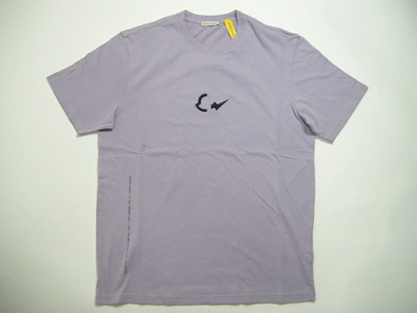 【MONCLER/モンクレール/GENIUS/ジーニアス/FRAGMENT/MAGLIA T-SHIRT/Tシャツ/TEE/半袖Tシャツ/フラグメント/FRGMT HIROSHI FUJIWARA/藤原ヒロシ/メンズ/2021-2022AW/秋冬/61A/薄いパープル系/サイズXS/S/M ゆったりめ】【09U-8C000-05-8392B】