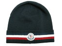 【ブランド】 MONCLER(モンクレール) 【モデル】 BERRETTO TRICOT(メンズ) トリコロール ニットキャップ/ニット帽/ニットCAP/ビーニー/帽子 091-3B00045-A9575 091 3B000 45 A9575 【素材】 ウール100% 【カラー】 742 (ダークネイビー系) 【付属品】 タグなど写真に写っているもの (付属品は輸送の際に生じた汚れやダメージがある場合がございます。また、着用の参考に着合わせた品や小物やハンガー,ショッピングバッグは含まれません。) 【コンディション】 新品未使用 (輸送の際のシワや、チェックしてますが、細かい汚れ、細かいスレ等ある場合あります。) 【サイズ】 ●サイズFREE (メンズ) (メンズ商品ですがレディースとしても着用可能です。) 【スタッフコメント】 2022-2023AW モンクレール(MONCLER) トリコロール ニットキャップ(メンズ)です。 イタリア製で大変上質な作りです。メンズ商品ですが女性の方も着用可能です。定番商品ですので、長く着ていただけると思います。 イタリアのモンクレール直営店もしくは正規取扱い店で、買い付けてまいりました。イタリア買い付け品ですが、日本での取り扱い量が多いモデルについてはモンクレールジャパンのタグが付く場合がございます。オーナー自ら買い付けを行っておりますので、本物のみをご提供させて頂きます。 【ブランド紹介】 ダウンジャケット,ダウンコートメーカーとして1952年フランスグルノーブル郊外の「Monestier de Clermont」で創業され、頭文字を取ってMonclerと名づけられた。「4Flcorons（キャトル・フロコン）」が与えられており、グースの産毛を使用し、各部位ごとにあわせて1g単位で決められ、職人によって生産されていくため、大量生産ができない製品という特徴がある。 【注意点】 ※サイズは複数計測して平均値を出しておりますが、多少誤差が生じる事がございます。ご理解下さい。 ※サイズがご不明な場合はオーダー前にお問合せください。 ※お客様のPC環境により、商品画像と実際とでは若干色が異なる場合があります。 ※ファスナーが海外製(RIRI製,LAMPO製,海外YKK製 etc)のため、新品当初、硬い場合が多いです。 使用していくにつれ、スムーズになりますのでご安心下さい。 【梱包、発送について】 当店は全商品送料が無料になります。過剰な梱包ではなく、コンパクトにして発送させて頂いております。 発送については西濃運輸と記載されている場合でも、日本郵便(ゆうぱっく、レターパック、クリックポスト)に変更になる場合がございます。もしご都合が悪い場合は補足欄に明記下さい。