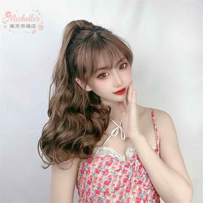樂天商城 - ウィッグ レディース 高め ポニーテール クリップ式 ロング 耐熱ファイバー 巻き髪 ウェーブ カール ライトブラウン 簡単装着 ふんわり エクステ 普段使い デイリー
