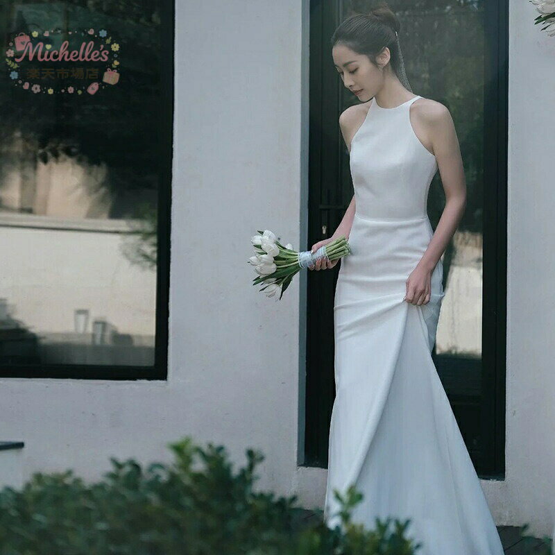 樂天商城 - 二次会ドレス ウェディングドレス ホルターネック サテンドレス 白 ノースリーブ 結婚式ドレス 二次会 無地　エレガント ウェディング 花嫁ドレス ロングドレス Aライン トレーンドレス ホワイト 海外挙式 撮影 XS S M L XL XXL XXXL