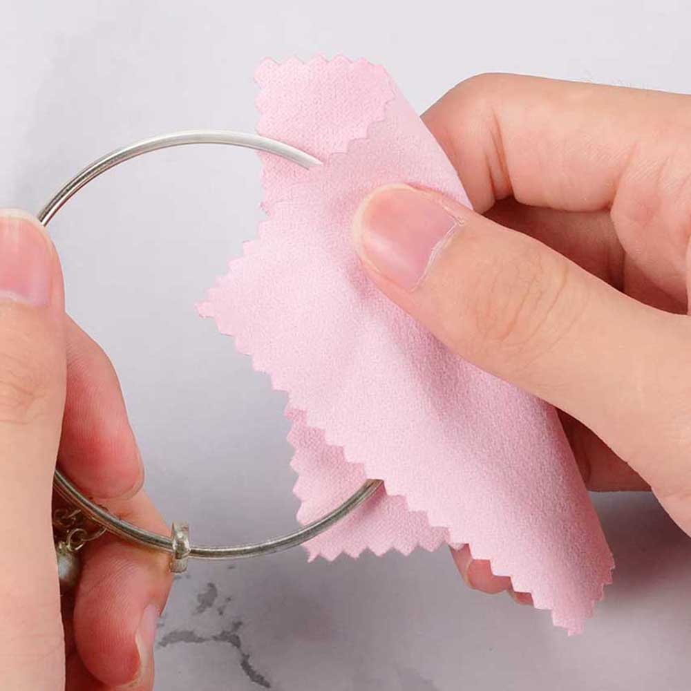 磨き布50枚セット ルバー磨きクロス 100枚セット 銀磨きクロス シルバークロス 6.5x10cm 銀みがきクロ..