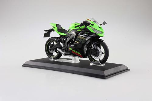 KAWASAKI Ninja ZX-25R (CO[~G{j[)