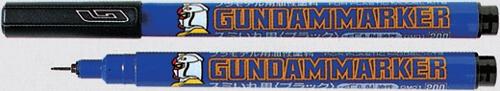■商品説明ガンダムマーカースミいれ／極細タイプは、ガンプラの凹線スジ彫りや、窪みの部分に使用することで、メリハリをつけ、立体感が強調されます。塗装をしなくてもモデルのリアル感を、簡単にアップさせることができます。無塗装のパーツの上ならば、はみ出した部分は、消しゴムで消すことが可能です。3色ありますので、塗る対象物の色や、表現方法によって使い分けてください。使用例●ブラック：白および青やグレーなどの濃い色のパーツや、強めのカッチリとした表現に●グレー：白などの淡い色のパーツや、やや抑え目の表現に●ブラウン：赤や金メッキのパーツに■商品スペックメーカー：GSIクレオス品番：GM03著作権表記：創通・サンライズ関連企業：商品企画：株式会社BANDAI SPIRITSJAN：4973028506891