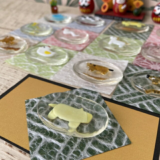 �ִ��٢� �� (�Ȥ�) ���饹Ȥ�֤��� ���饹�ٹ� ��å��������ƥ� ����� �ﵯʪ ����� ���饹�ޡ����� ����� �� (��) �� (����) �� (�Ȥ�) ��(������) ä (����) ̦ (��) �� (����) ̤ (�ҤĤ�) �� (����) �� (�Ȥ�) �� (����) �� (���Τ���)