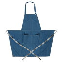 胸元の三角ポケットがポイントエプロン☆Denim loose poket chest apron (Denim) #AA1848☆ユニフォームデザイナー専門ブランド a.mont☆飲食店・ホテル・サービスユニフォーム（制服）接客・厨房・コックコート・エプロンなどの専門店です♪ ☆a-montエプロン