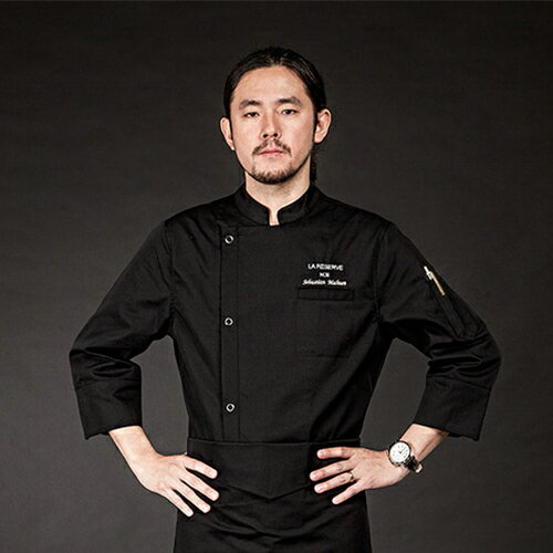 パリデザイン シェフジャケット☆Basic Chef Coat (Black) #AJ1527☆ユニフォームデザイナー専門ブランド a.mont☆飲食店・ホテル・サービスユニフォーム（制服）接客・厨房・コックコート・エプロンなどの専門店です♪ ☆a-montジャケット