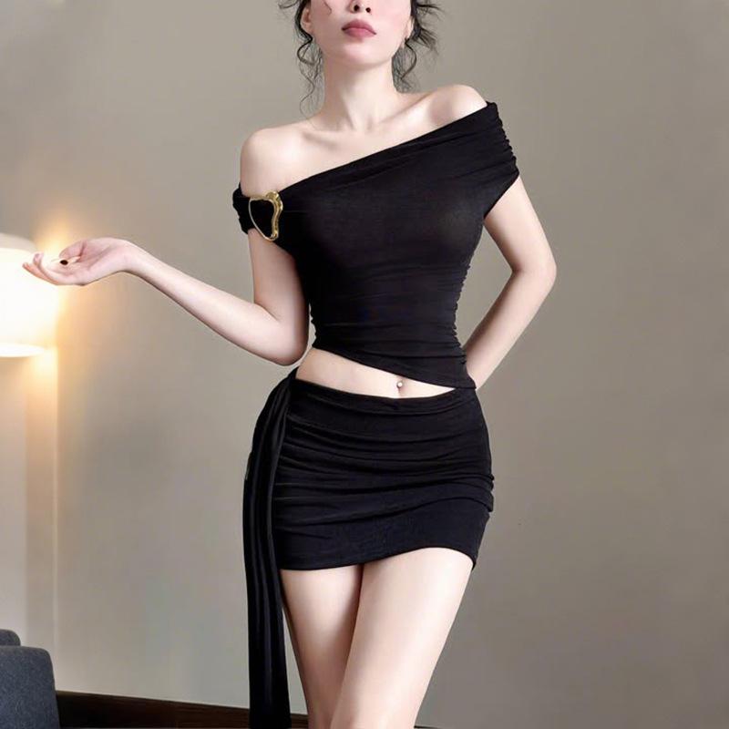 ワンピース レディース ノースリーブ タイト 膝丈 ポリエステル 無地 伸縮性 快適 普段使い 街着 セットアップ コーヒー ブラック