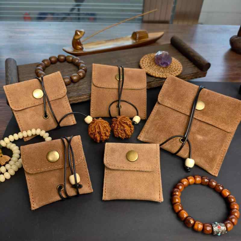 アクセサリーケース 収納袋 牛革 巾着袋 レザー ポーチ 小物入れ ロゴ入れ可能 ブラウン 120mm×110mm カスタマイズ可能