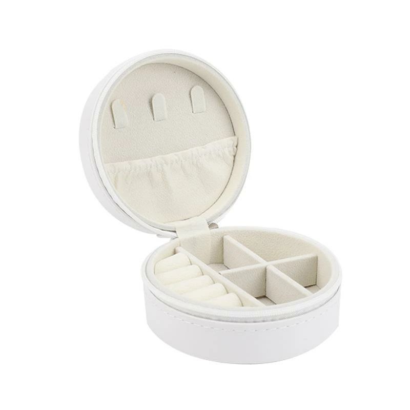 アクセサリーケース ジュエリーボックス レディース 白色 PUレザー イヤリング ネックレス 指輪 収納 携帯用 持ち運び コンパクト 小物入れ シンプル ベーシック 無地