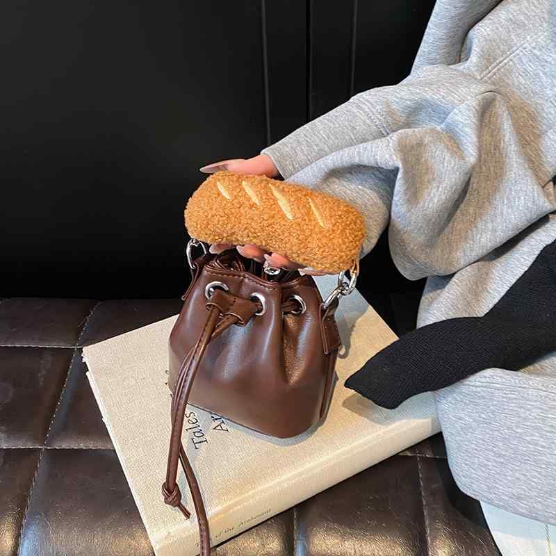 ショルダーバッグ レディース ミニ パン 親子 おそろい 手提げ 斜めがけ 鞄 ブラック ブラウン コーヒ..