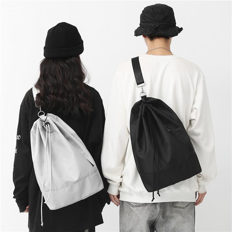 ショルダーバッグ 男性用 2way ?色 ポリエステル 防水 軽量 スポーティ カジュアル 旅行 斜めがけ 鞄 ..