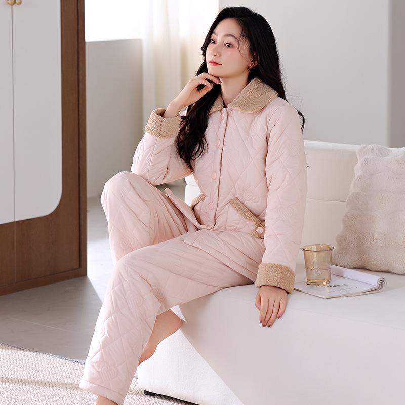 ルームウェア レディース ミセス 冬 中綿入り 保温 厚手 裏起毛 三層防水層 サンゴフリース 長袖 長ズ..