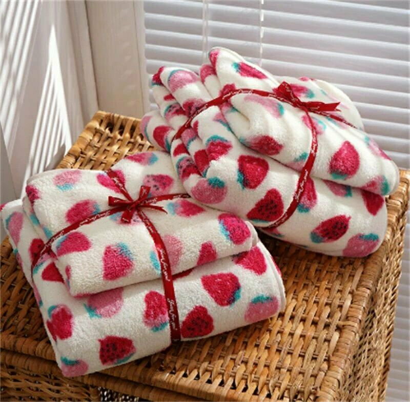 フェイスタオル バスタオル枚組 ホテルタオル イチゴ柄 可愛い 厚手 柔らか 速乾枚セットタオル ギフト プレゼント スボーツ 出張 旅行 お祝い おすすめ