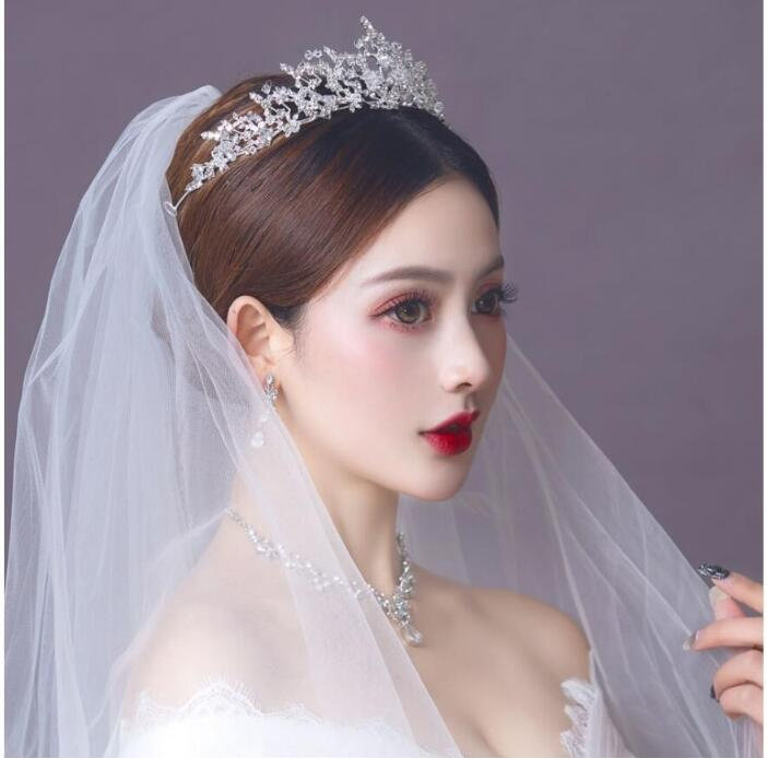 新作 ブライダル小物 アクセサリー 上品 ティアラ ネックレス ピアス/イヤリング点セット 結婚式 花嫁 ..